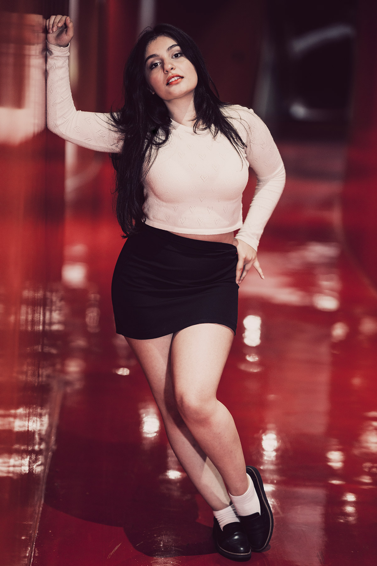 Stunning portrait photo with red vibes