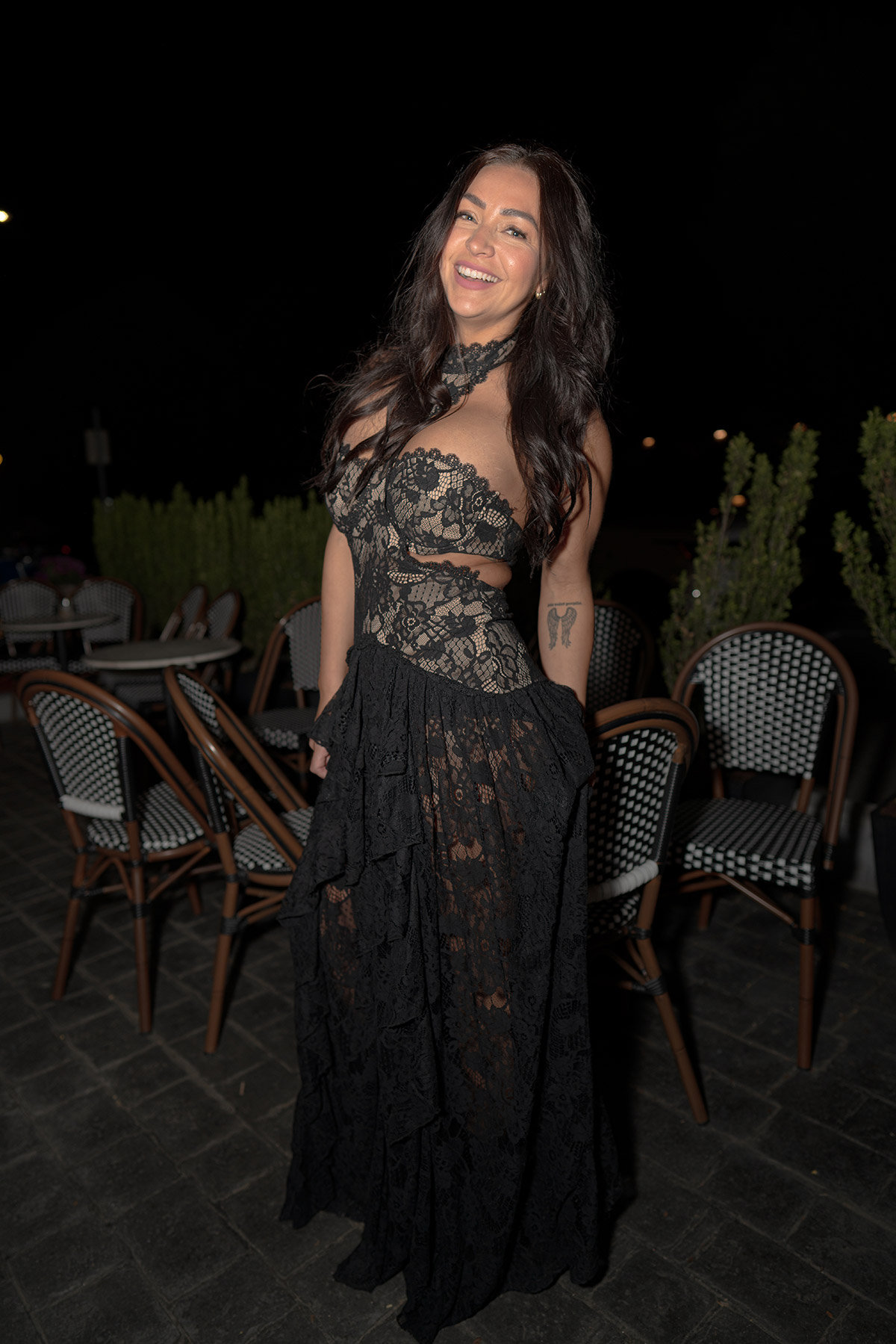 A portrait at night with black dress